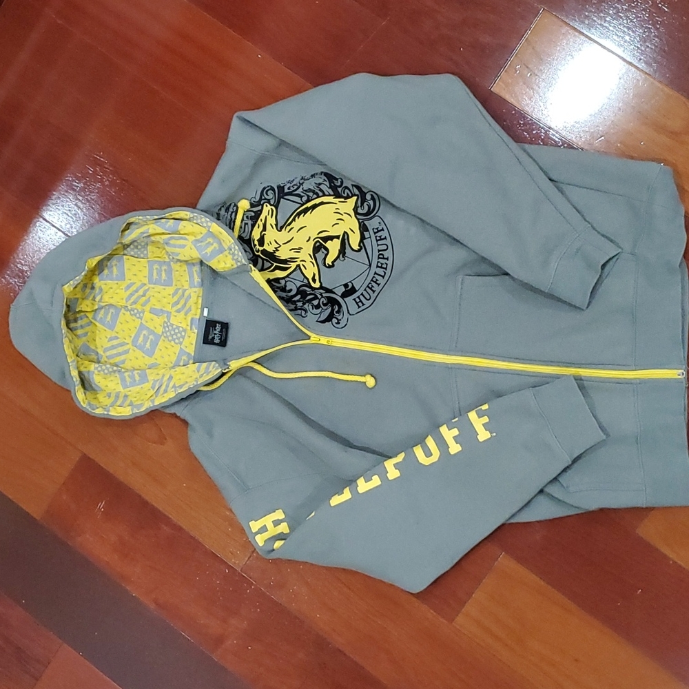 Harry Potter Hufflepuff Sweater 🔥🔥